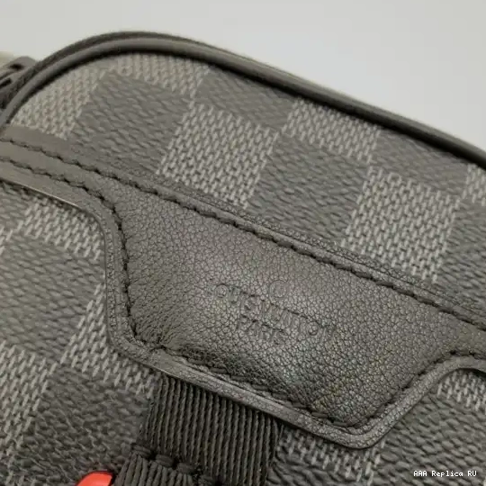 Aaa replica bags UTILITY VUITTON MESSENGER LOUIS BAG 0503